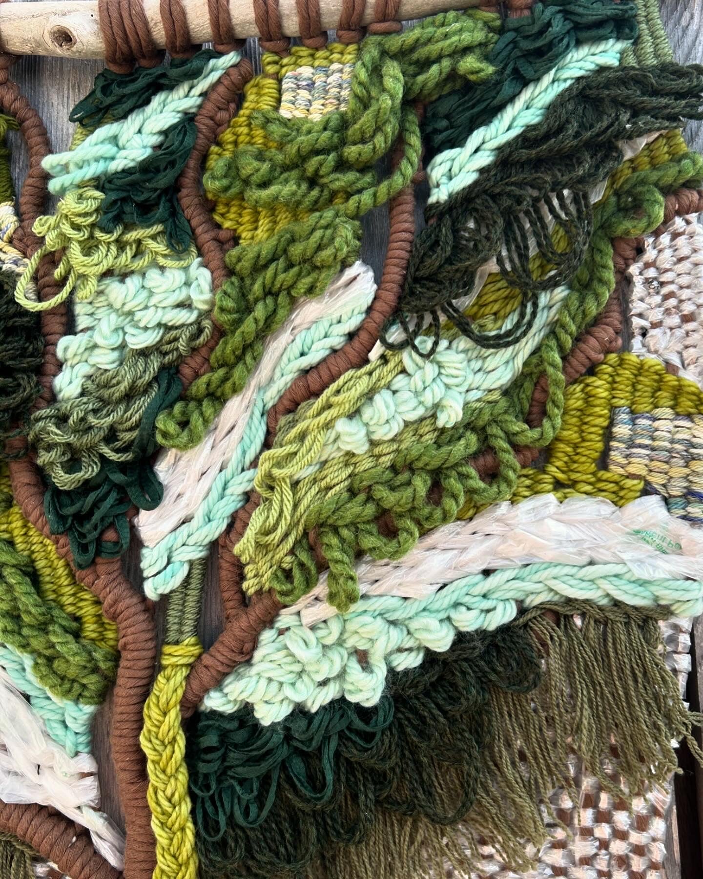 Tree Macraweaving